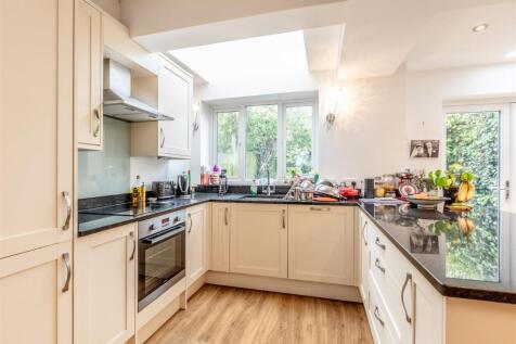 Metford Grove, Redland Kitchen.jpg