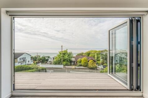 Sandbanks, Portishead Sun Terrace.jpg