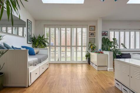 The Grange, Portishead Living Area.jpg