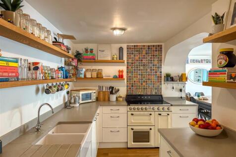 The Grange, Portishead Kitchen.jpg