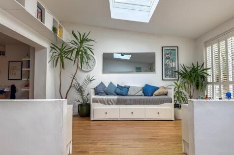 The Grange, Living Area 3.jpg