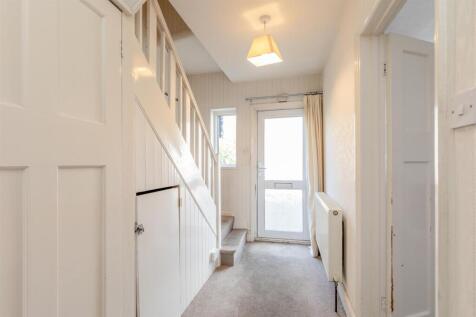 Maple Road, Horfield Entrance Hall.jpg