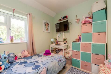 Sunny Hill, Sea Mills Bed 2.jpg