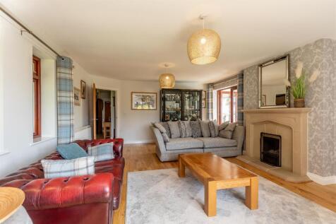 The Lodge, Westbury on Trym Living Room 2.jpg