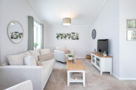 Living Room 5.jpg