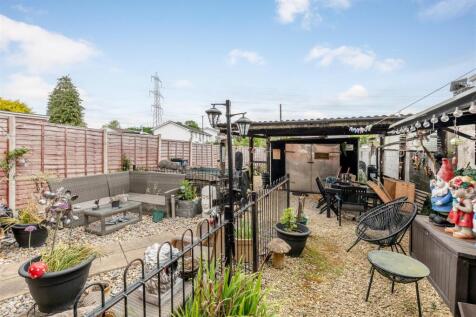 Wordsworth Road, Horfield Rear Garden 2.jpg