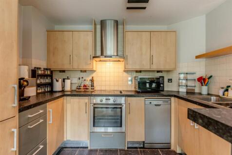Leading Edge, Clifton Kitchen 2.jpg