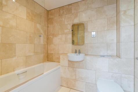 Holmes Grove, Henleaze Bathroom 2.jpg