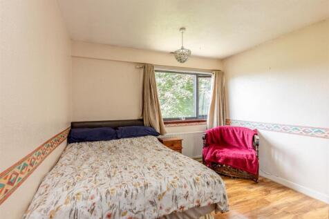 Langfield Close, Henbury Bed 3.jpg