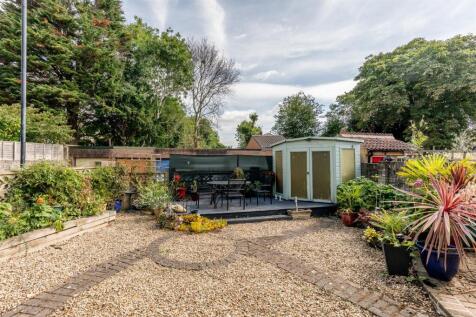 Langfield Close, Henbury Rear Garden.jpg