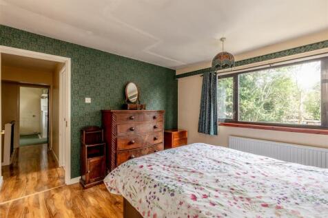 Langfield Close, Henbury Bed 1.jpg