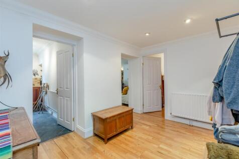 Redland Park, Redland Hallway.jpg