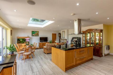Lyndale, Over Lane Kitchen Island.jpg