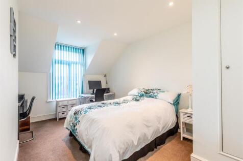 Westbury Road, Westbury on Trym Bed 2.jpg