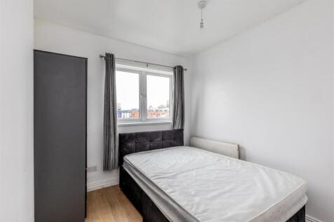 City Road, Bristol Bed 1b.jpg