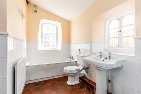 Chapel Cottage, Long Ashton Bathroom.jpg