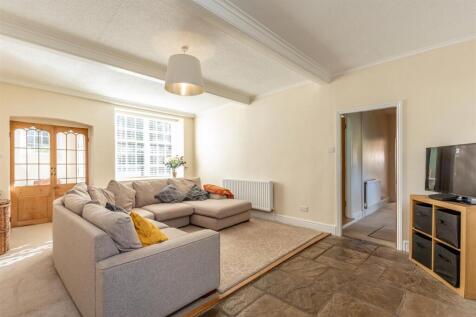 Chapel Cottage, Long Ashton Living.jpg