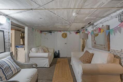 Downleaze, Stoke Bishop Basement Living Room.jpg