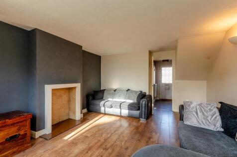 Pursey Drive, Bradley Stoke Living Room 2.jpg