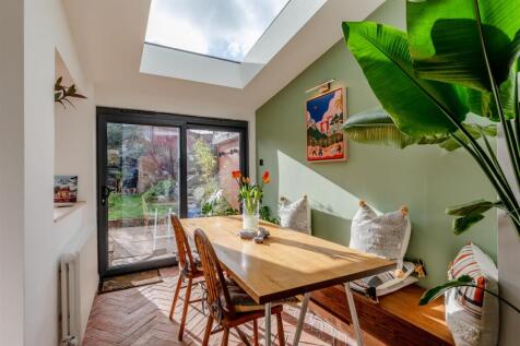 Dial Lane, Downend Dining Area.jpg