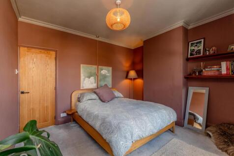 Dial Lane, Downend Bed 1b.jpg