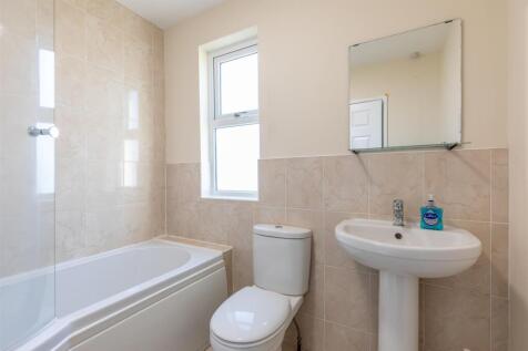 Highfield Grove, Horfield Bathroom.jpg