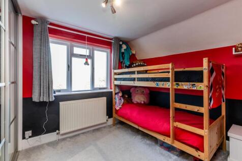 The Cottage, Over Lane Bed 3.jpg