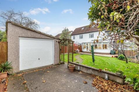 Wellington Walk, Westbury on Trym Garage.jpg