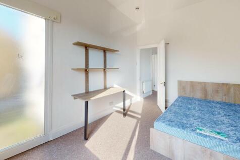 2-Park-Lane-Bedroom 