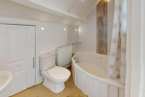 2-Park-Lane-Bathroom