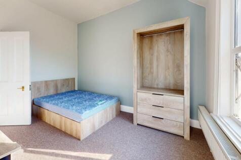 2-Park-Lane-Bedroom 
