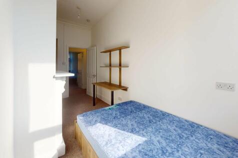 2-Park-Lane-Bedroom 