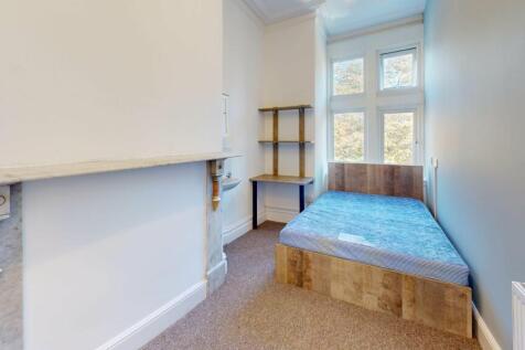 2-Park-Lane-Bedroom 