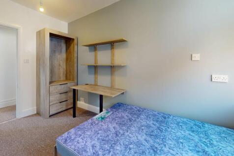 2-Park-Lane-Bedroom 