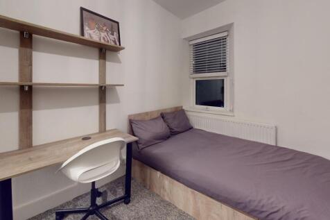 2-Yew-Terrace-Claver