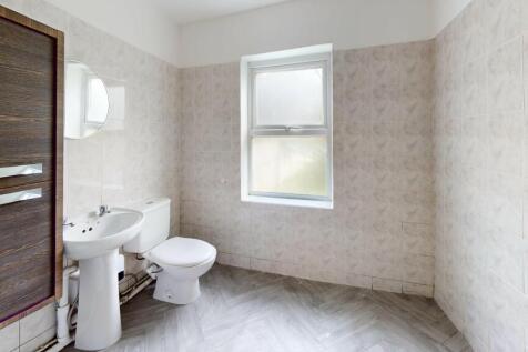 250-Englishcoombe-La