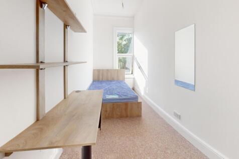 2-Park-Lane-Bedroom 