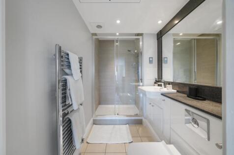 Primary Ensuite