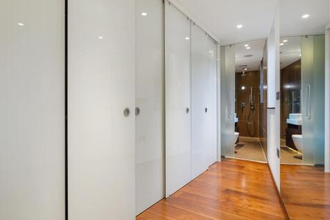 Second Bedroom (2)