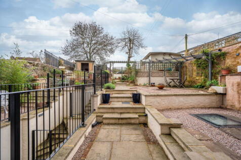 Property Image 37