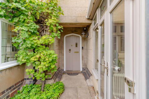 Property Image 28
