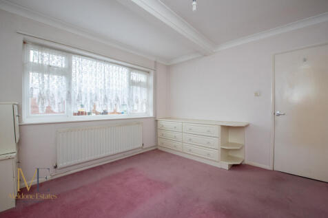 Bedroom_1