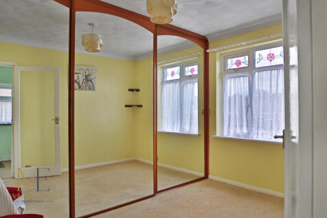 Bedroom_1