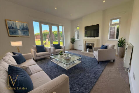 Staged lounge