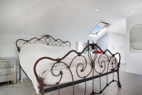 Bedroom 1 -2