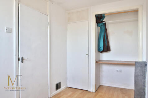 Bedroom_1