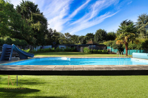 Out door Pool
