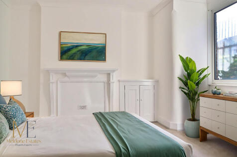 Staged Bedroom-min