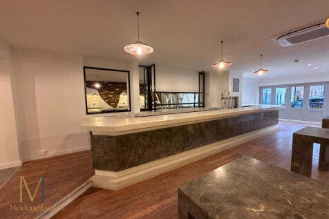 Ground Floor Bar.JPG