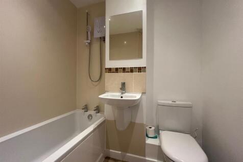 Bathroom.jpg